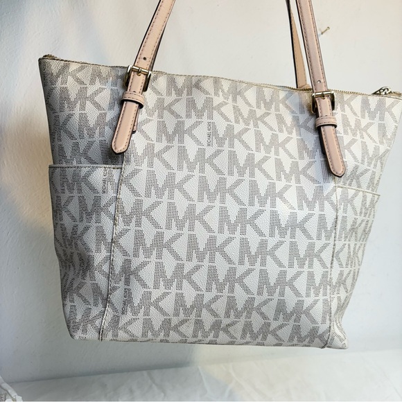 🤍 Michael Kors Cream and Tan Tote Bag - Picture 9 of 16
